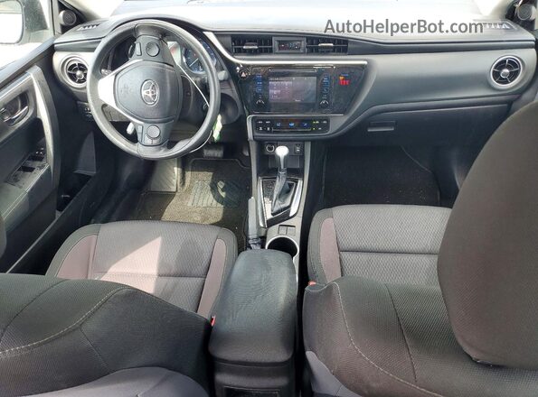 5YFBURHEXKP861292 2019 TOYOTA COROLLA Silver წინა პანელის ხედი