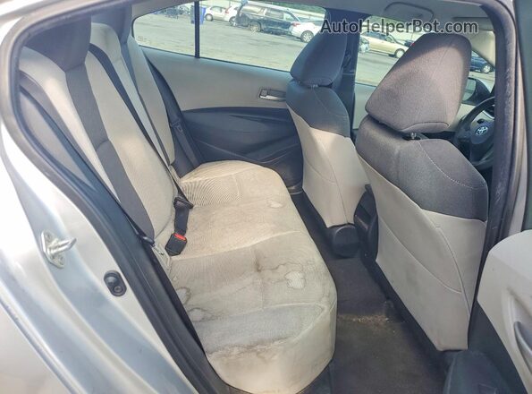 5YFDPRAE4LP029488 2020 TOYOTA COROLLA Silver Widok tylnych siedzeń