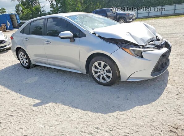 5YFEPMAE1MP206717 2021 TOYOTA COROLLA Silver Передня права чверть