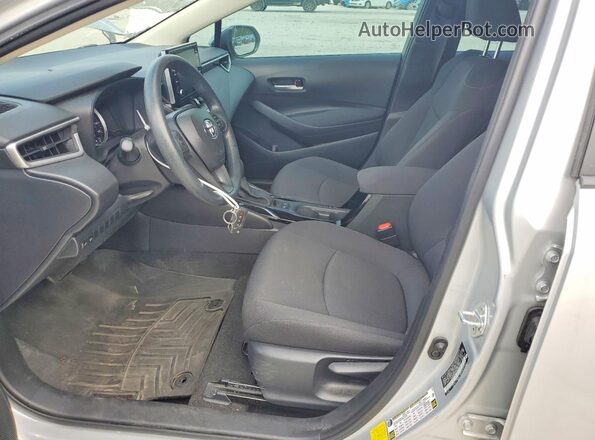 5YFEPMAE1MP206717 2021 TOYOTA COROLLA Silver Вид салону спереду