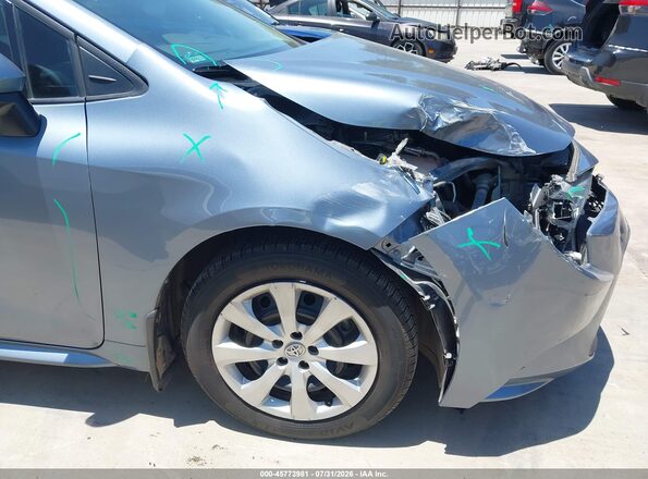 5YFEPMAE1NP361575 2022 TOYOTA COROLLA Silver 