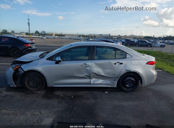 5YFEPMAE2MP205687 2021 TOYOTA COROLLA Silver 360 interior view