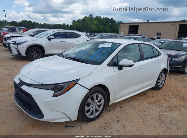 5YFEPMAE2NP285168 2022 TOYOTA COROLLA Белый Передняя левая четверть