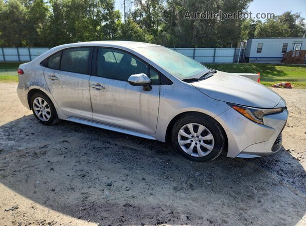 5YFEPMAE2NP314247 2022 TOYOTA COROLLA Silver Front right