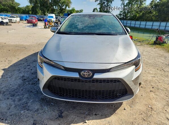 5YFEPMAE2NP314247 2022 TOYOTA COROLLA Silver Front view