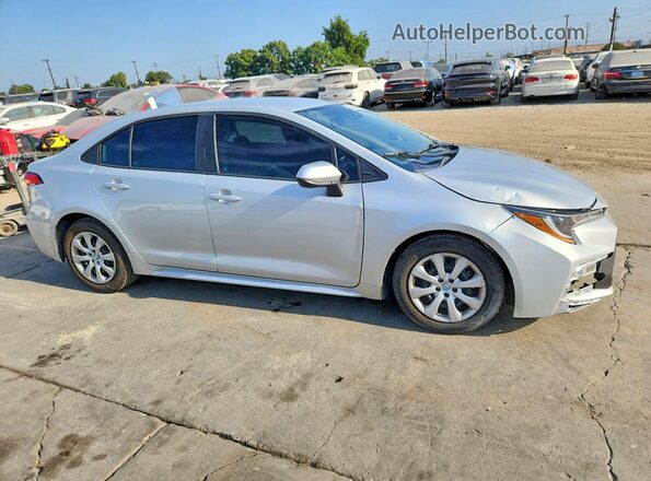 5YFEPMAE2NP325460 2022 TOYOTA COROLLA Silver Передня права чверть