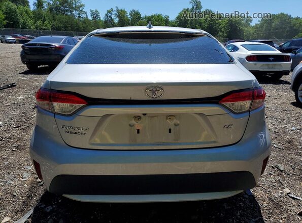 5YFEPMAE2NP339777 2022 TOYOTA COROLLA Silver Вид ззаду