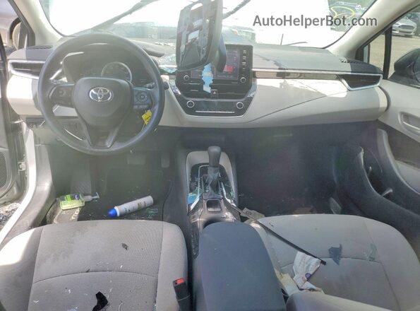 5YFEPMAE2NP339777 2022 TOYOTA COROLLA Silver Вид панелі приладів