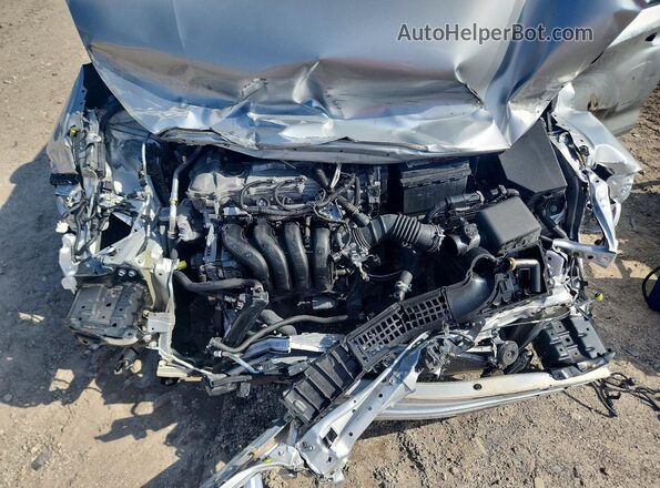 5YFEPMAE3MP224135 2021 TOYOTA COROLLA Серебряный Вид задней части салона