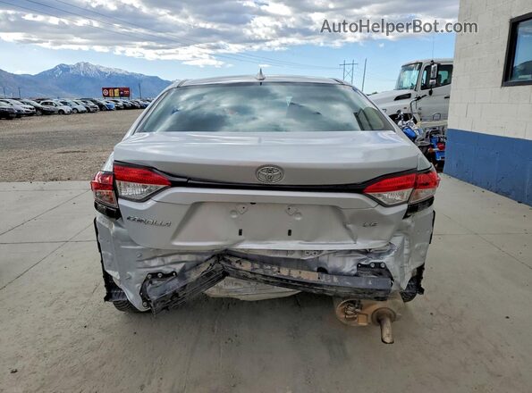 5YFEPMAE3NP272915 2022 TOYOTA COROLLA Silver Вид ззаду