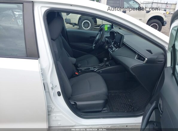 5YFEPMAE3NP305525 2022 TOYOTA COROLLA White Սալոնի դիմացի տեսք