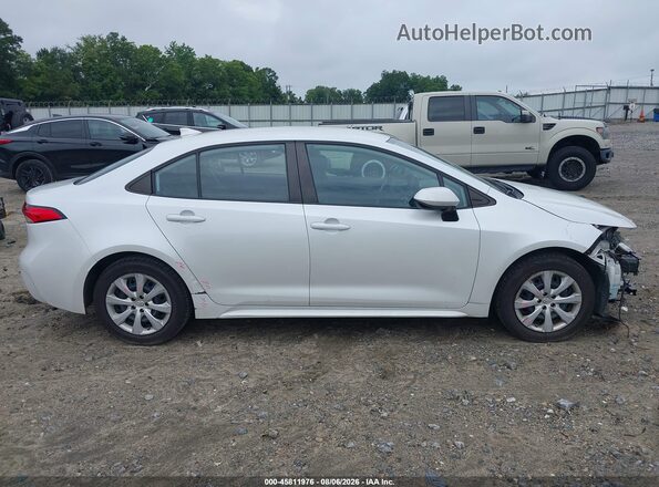 5YFEPMAE3NP305525 2022 TOYOTA COROLLA White Սալոնի 360 աստիճան տեսք