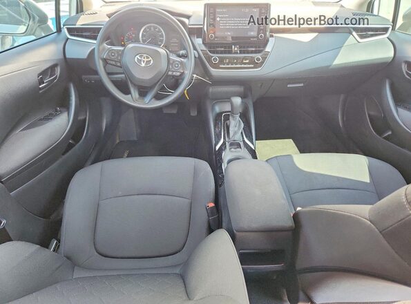 5YFEPMAE4NP338663 2022 TOYOTA COROLLA White Widok deski rozdzielczej