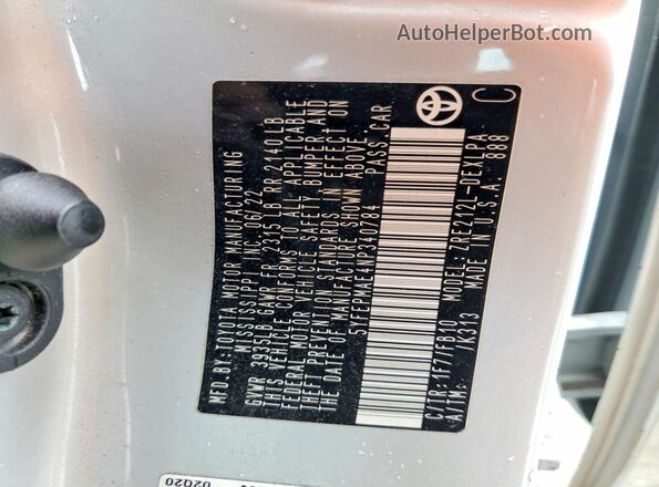 5YFEPMAE4NP340784 2022 TOYOTA COROLLA Silver Engine compartment view