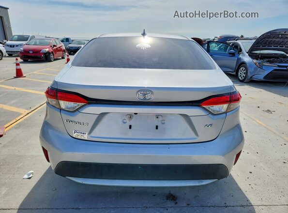 5YFEPMAE4NP359450 2022 TOYOTA COROLLA Silver Rear view
