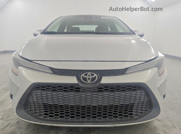 5YFEPMAE6MP206986 2021 TOYOTA COROLLA Серебряный Вид спереди