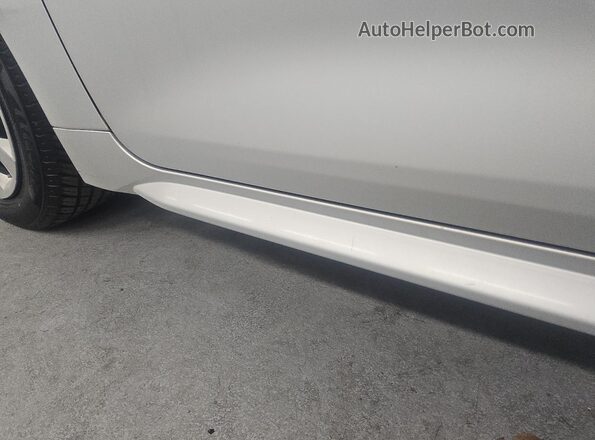5YFEPMAE6MP206986 2021 TOYOTA COROLLA Серебряный 