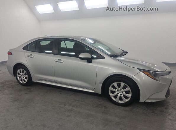5YFEPMAE6MP206986 2021 TOYOTA COROLLA Серебряный 