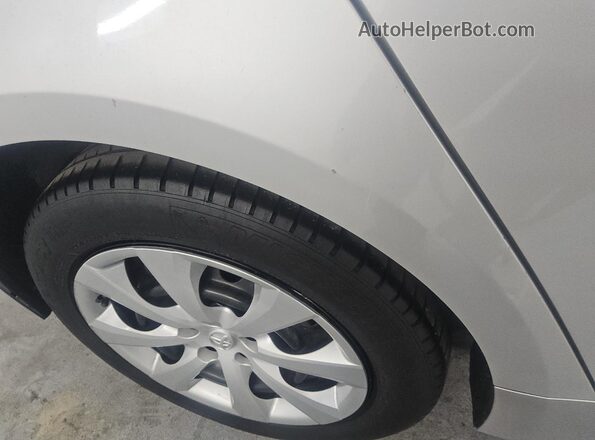 5YFEPMAE6MP206986 2021 TOYOTA COROLLA Серебряный 