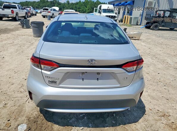 5YFEPMAE6MP227353 2021 TOYOTA COROLLA Silver Հետևի տեսք
