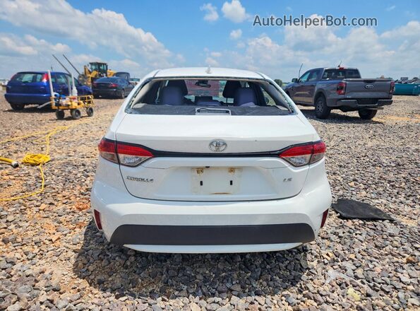 5YFEPMAE6NP318401 2022 TOYOTA COROLLA White Вид ззаду