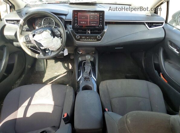 5YFEPMAE7MP185212 2021 TOYOTA COROLLA Silver Vista del salpicadero