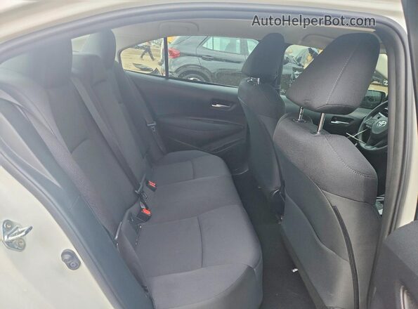 5YFEPMAE7MP226843 2021 TOYOTA COROLLA Белый Вид задних сидений