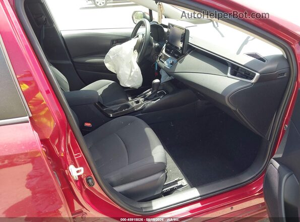 5YFEPMAE7NP324045 2022 TOYOTA COROLLA Бордовый Вид салона спереди