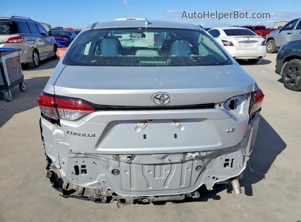 5YFEPMAE7NP329262 2022 TOYOTA COROLLA Silver Widok z tyłu