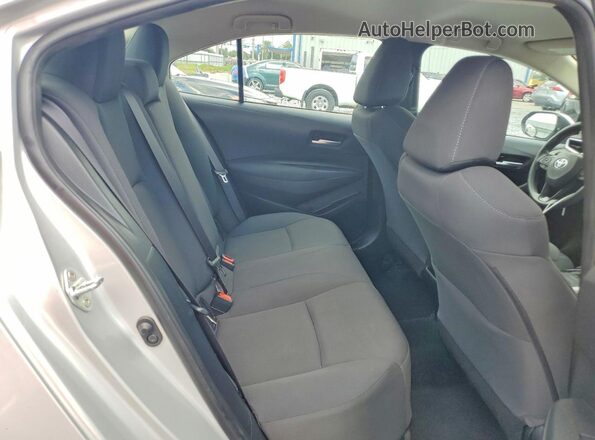 5YFEPMAE8MP256157 2021 TOYOTA COROLLA Silver Հետևի նստատեղերի տեսք