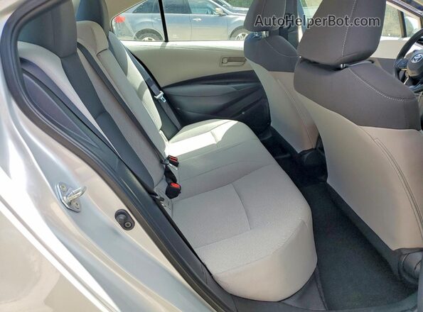 5YFEPMAE8NP307920 2022 TOYOTA COROLLA Silver 
