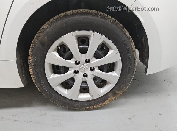 5YFEPMAE8NP340559 2022 TOYOTA COROLLA Белый 
