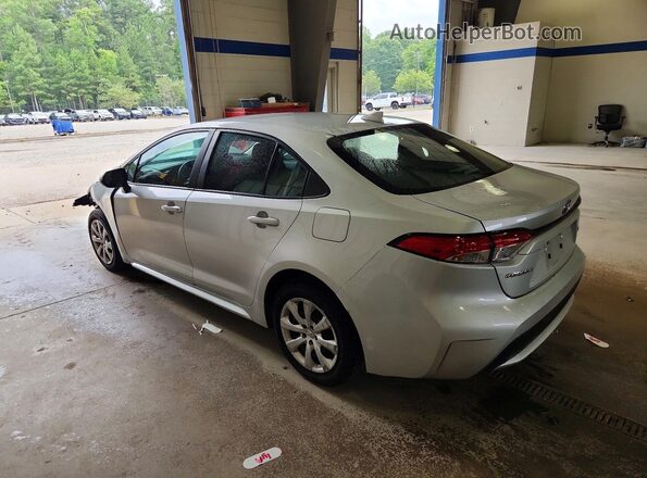 5YFEPMAE8NP367745 2022 TOYOTA COROLLA Silver Trasero izquierdo
