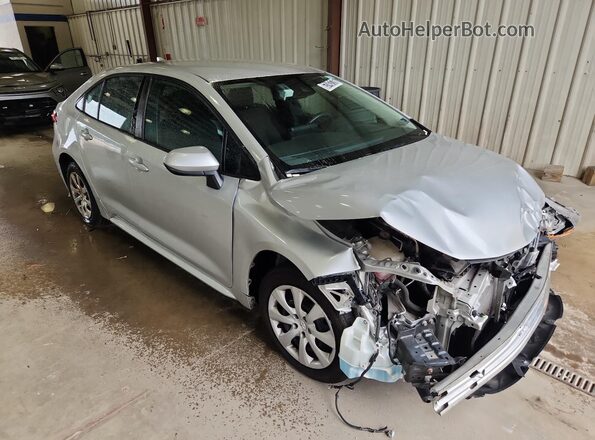 5YFEPMAE8NP367745 2022 TOYOTA COROLLA Silver 