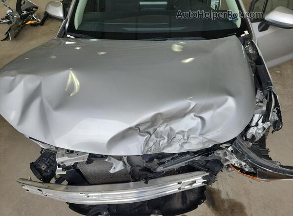 5YFEPMAE8NP367745 2022 TOYOTA COROLLA Silver 