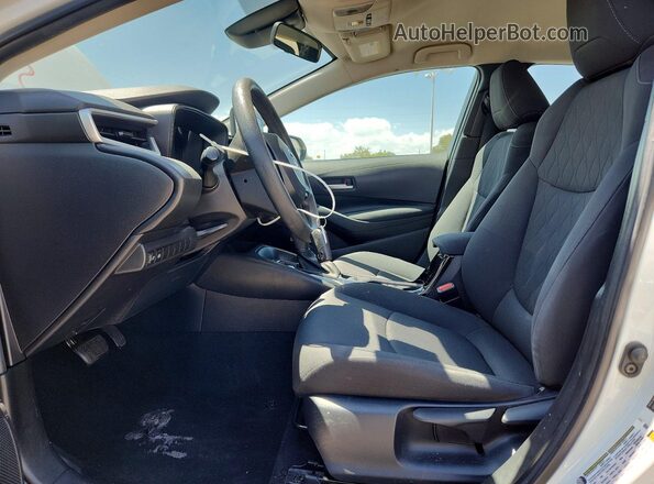 5YFEPMAE9MP182067 2021 TOYOTA COROLLA White Vista interior delantera