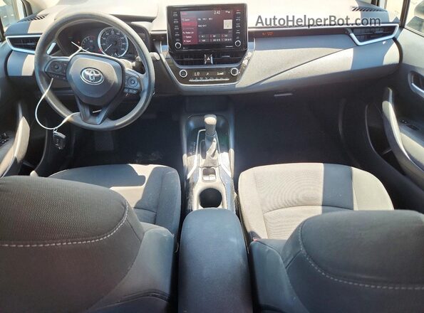 5YFEPMAE9MP182067 2021 TOYOTA COROLLA White Vista del salpicadero