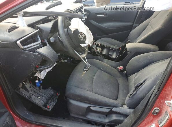 5YFEPMAE9MP186846 2021 TOYOTA COROLLA Red Widok wnętrza z przodu