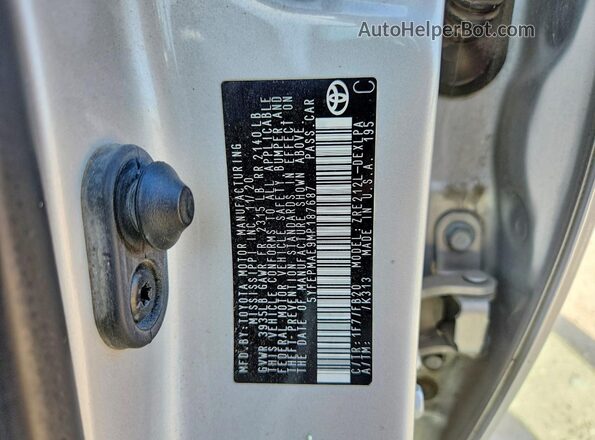 5YFEPMAE9MP187687 2021 TOYOTA COROLLA Silver Շարժիչի բաժամունքի տեսք