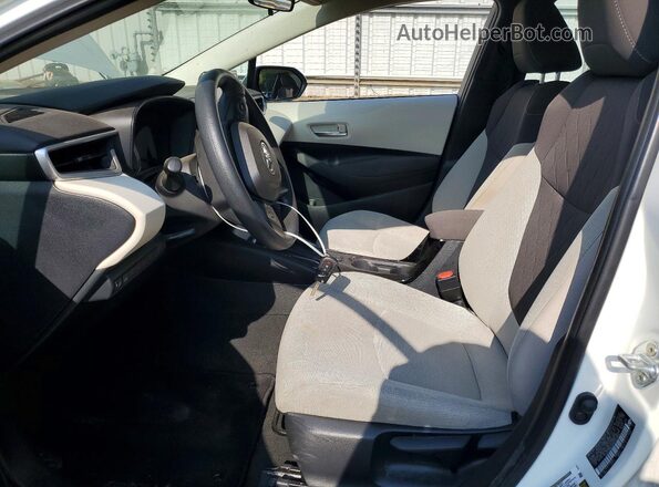 5YFEPMAE9MP231851 2021 TOYOTA COROLLA White Front interior view