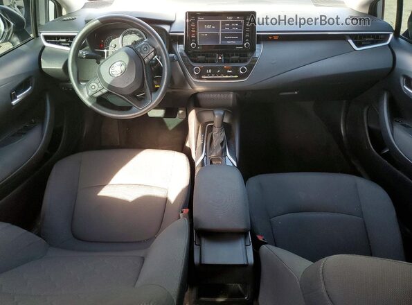 5YFEPMAEXMP246231 2021 TOYOTA COROLLA Silver Առջևի վահանակի տեսք