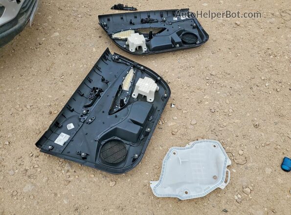 5YFEPMAEXMP249551 2021 TOYOTA COROLLA Черный Вид подкапотного пространства