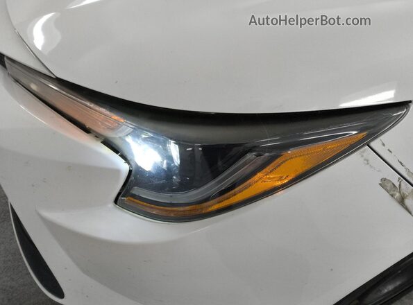 5YFEPMAEXNP301438 2022 TOYOTA COROLLA White 