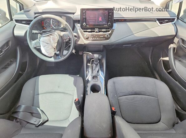 5YFEPMAEXNP376060 2022 TOYOTA COROLLA Silver Dashboard view