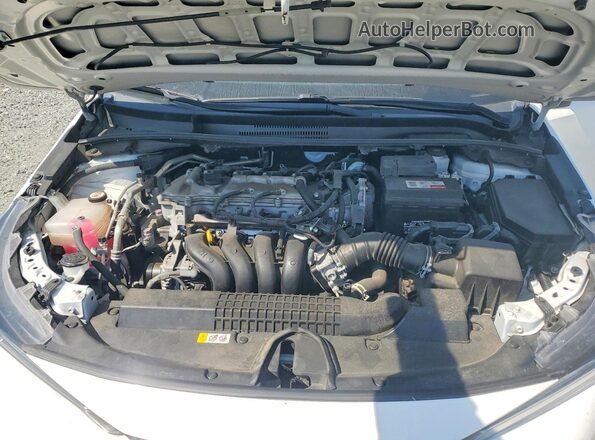 5YFEPMAEXNP391934 2022 TOYOTA COROLLA White Widok wnętrza z tyłu