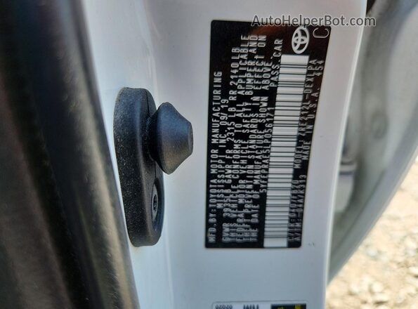 5YFEPRAE5LP056171 2020 TOYOTA COROLLA White Vista del compartimento del motor