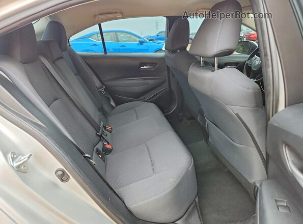 5YFEPRAE5LP111315 2020 TOYOTA COROLLA Silver Rear seats view