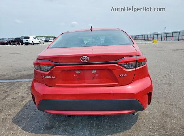 5YFFPRAE6LP094755 2020 TOYOTA COROLLA Red Вид ззаду