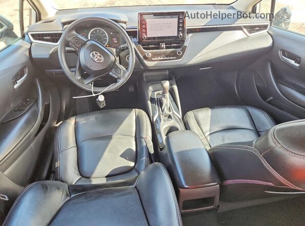 5YFHPRAE4LP045062 2020 TOYOTA COROLLA Silver Առջևի վահանակի տեսք
