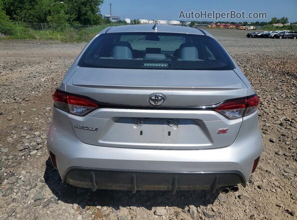 5YFP4MCE1SP218572 2025 TOYOTA COROLLA Серебряный Вид сзади